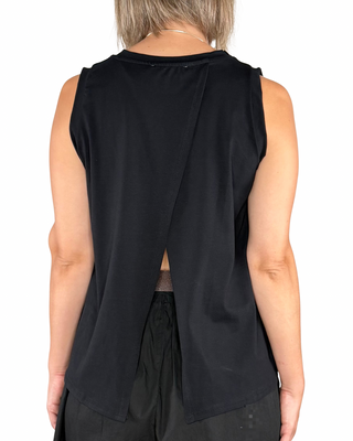 Habiti - T-shirt Dana - NERO