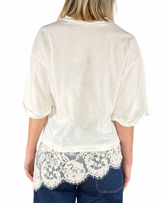 Tensione In - T-shirt scatola con pizzo - PANNA