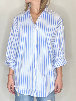 CADì - Oversize-Shirt mit enger Passform - WEISS