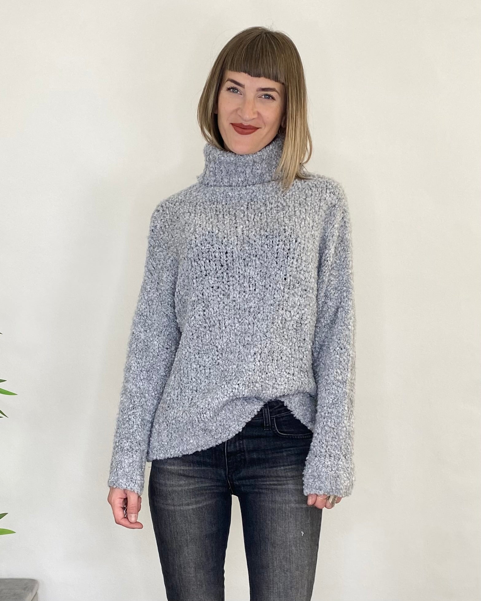 Maglione collo alto bouclè - GRIGIO