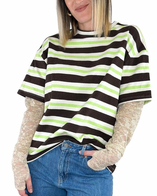 Vicolo - T-shirt righe con manica in pizzo - MORO