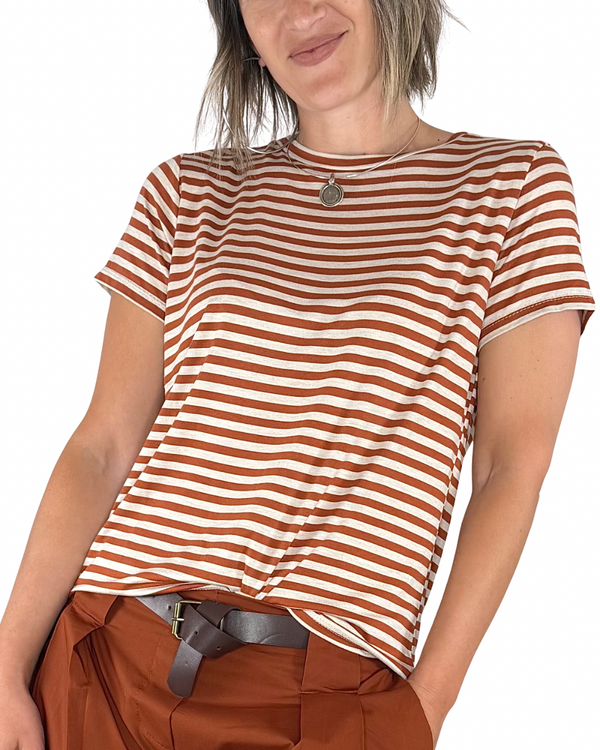 Habiti - T-shirt regular a righe in viscosa - MATTONE