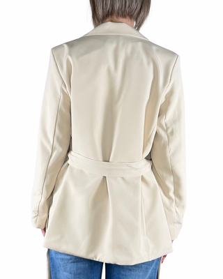 Habiti - Blazer con cinturón - BEIGE
