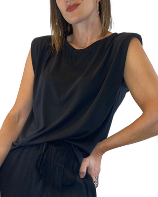 Habiti - T-shirt spalline imbottite - NERO