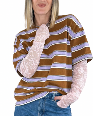 Vicolo - T-shirt righe con manica in pizzo a contrasto - LILLA