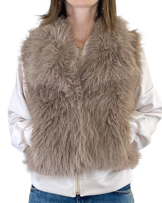 Habiti - Gilet corto eco pelliccia - FANGO