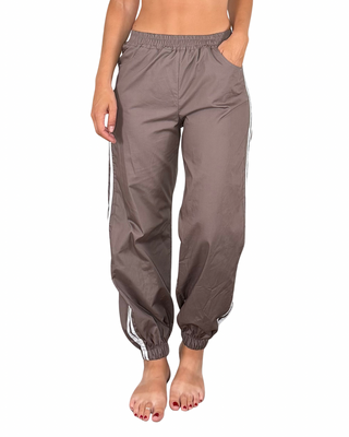Habiti - Pantalone jogger con banda laterale - FANGO