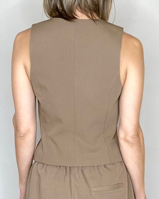 Vicolo – Slim Fit gefütterte Weste – SCHLAMM