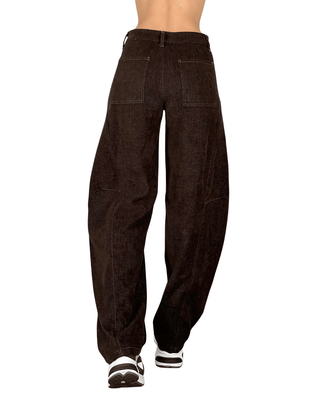 Habiti - Pantalone barrel velluto liscio - MORO - PANTALONE - Habiti