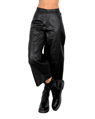 Habiti - Pantalone ecopelle cropped - NERO - PANTALONE - Habiti