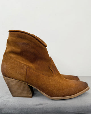 Susy Mix - Texanino pelle scamosciata - cuoio - SCARPA - Habiti